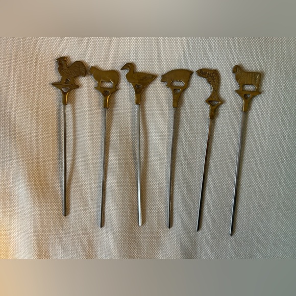 WILLIAMS SONOMA Vintage Brass Animal Skewers, Set 6 - Picture 2 of 8
